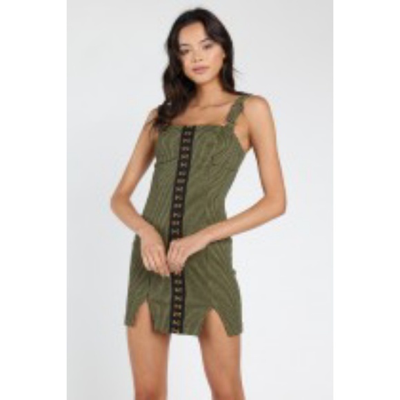 5/$30 HOOK EYE PLAID MINI DRESS - Picture 6 of 8